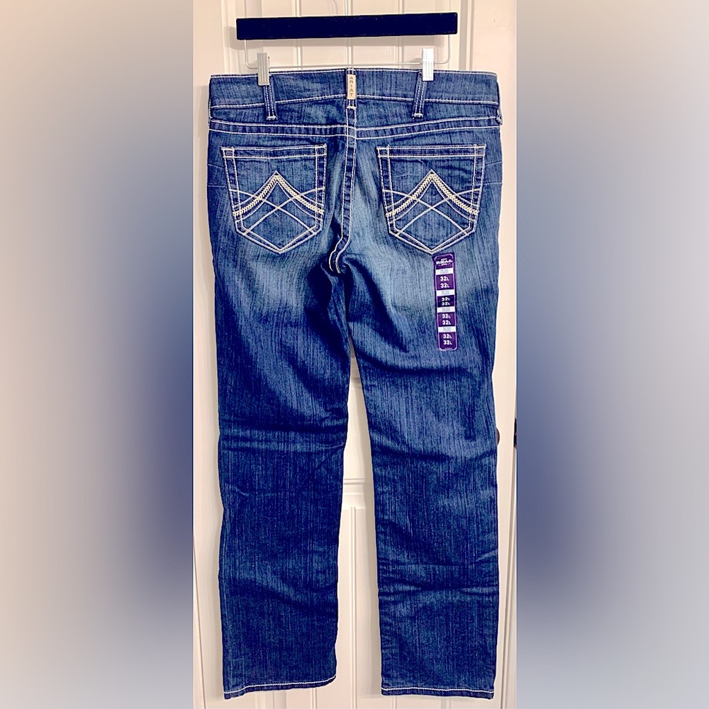 Ariat Real Mid Rise Stretch Icon Stackable Straight Leg Jeans - Picture 5 of 11